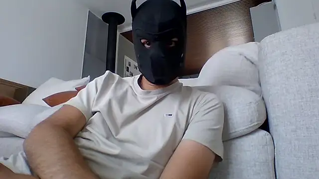 Snapshot of Aleckodo chatting on 06.05.26 Aleckodo online show from 06.05.26