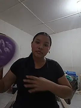 Rooxy  online show from 06.04.26