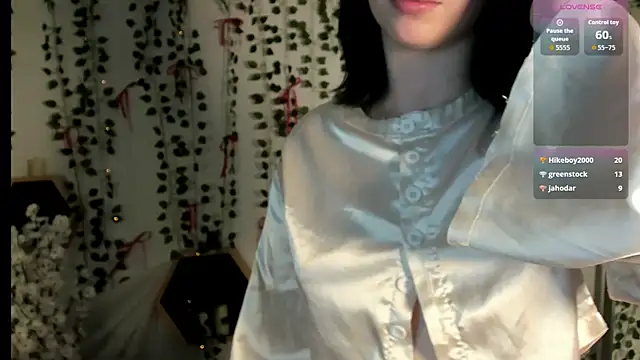 Velvet  Kiss online show from 06.22.26