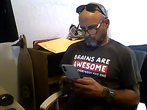 Snapshot of SlickDickyadown chatting on 07.12.26 SlickDickyadown online show from 07.12.26
