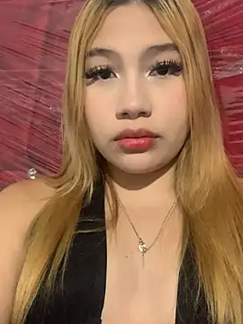 Snapshot of zury_cute1 chatting on 06.15.26 zury cute1 online show from 06.15.26