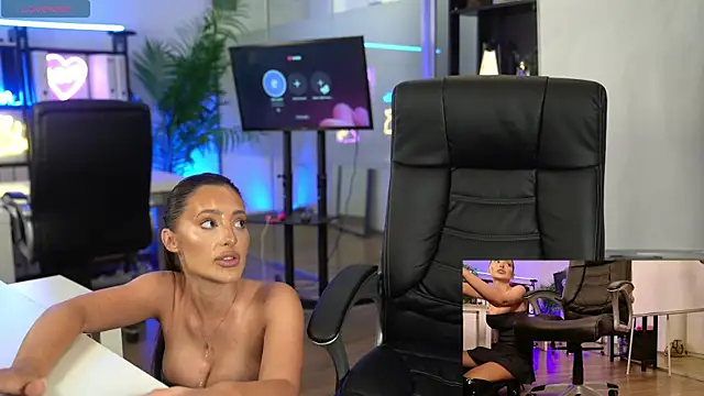 BabesGoWild online show from 07.08.26