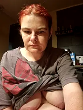 GoldenWifee online show from 07.09.26