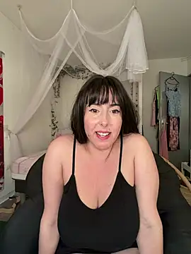 juliee1979 online show from 06.25.26