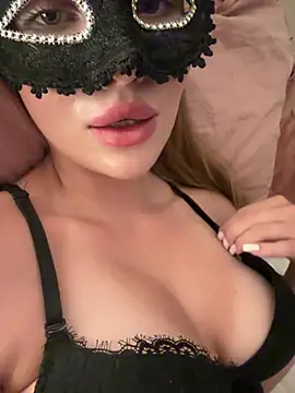 AlexandraMoore03 online show from 06.16.26