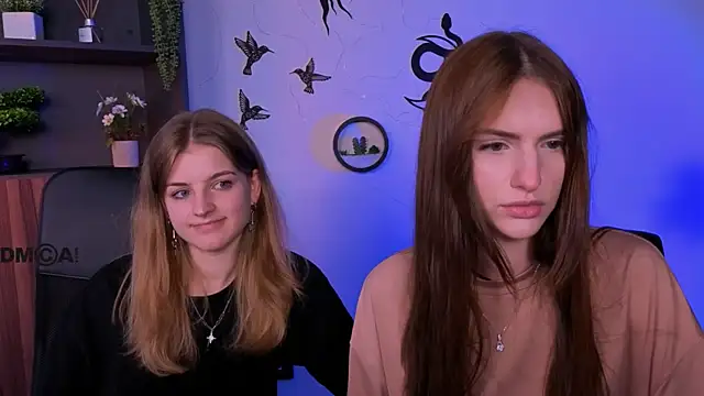 naomi perl online show from 08.01.26