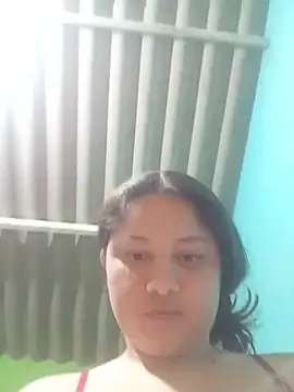 Snapshot of Yulisa_70 chatting on 06.19.26 Yulisa 70 online show from 06.19.26
