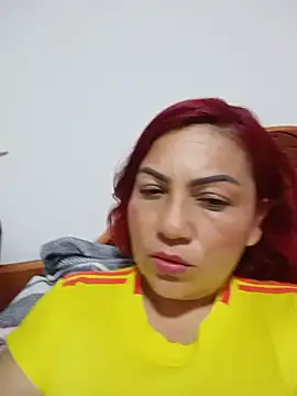 Agata Traviesa online show from 06.24.26