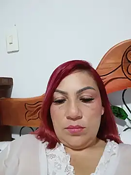Agata Traviesa online show from 06.30.26