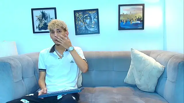 Snapshot of Hot_skinny_guys chatting on 07.25.26 Hot skinny guys online show from 07.25.26
