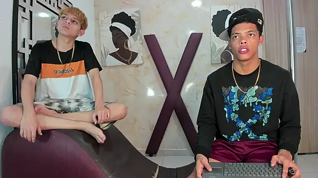 BLACK AND WHITET online show from 07.18.26