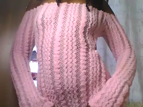Snapshot of Lola_Allure chatting on 06.25.26 Lola Allure online show from 06.25.26