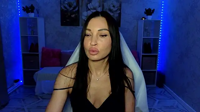 NikoleMills online show from 07.03.26