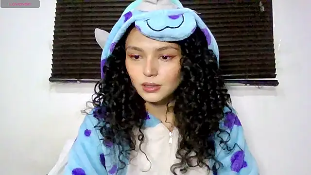 Diamond Curls online show from 06.11.26