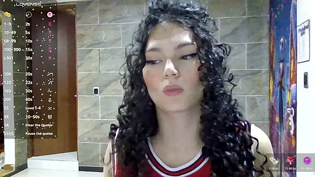 Diamond Curls online show from 07.30.26