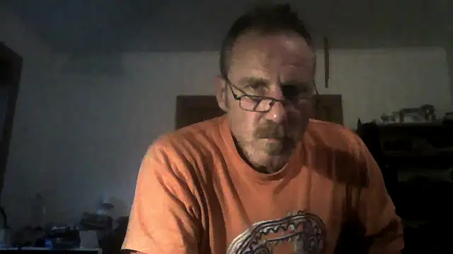 Snapshot of Greg0ri73 chatting on 06.11.26 Greg0ri73 online show from 06.11.26
