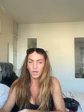 GIJANE88 online show from 06.18.26