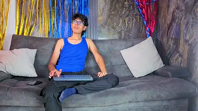 Noha King online show from 06.25.26