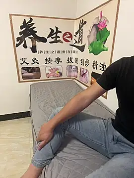 qujing002 online show from 07.03.26