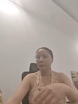 Snapshot of Fanritar chatting on 06.16.26 Fanritar online show from 06.16.26