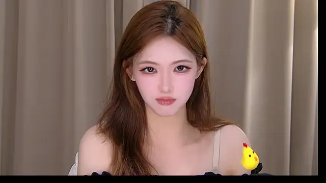 Snapshot of ninimissy chatting on 06.16.26 ninimissy online show from 06.16.26