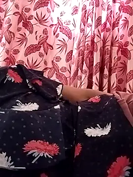 Snapshot of Missridhi chatting on 07.24.26 Missridhi online show from 07.24.26