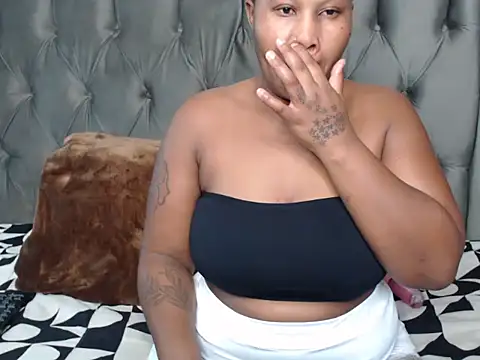 Loyal Alisha online show from 06.22.26