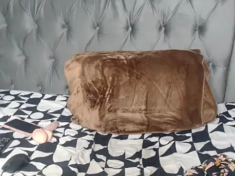 Loyal Alisha online show from 07.09.26