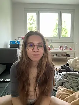 Isabella honey online show from 06.16.26