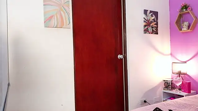 Snapshot of VALERY_SCOTT_ chatting on 07.28.26 VALERY SCOTT online show from 07.28.26