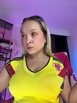SaraAvila online show from 06.18.26