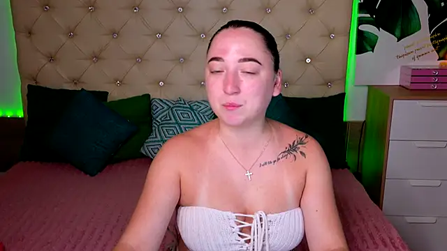 AVA MAXIMUS online show from 07.14.26
