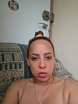 Snapshot of LoveConnectionLive chatting on 06.24.26 LoveConnectionLive online show from 06.24.26
