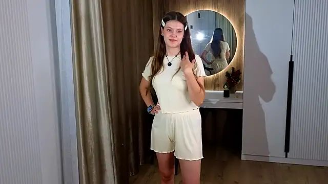 TonitaWatne online show from 06.23.26