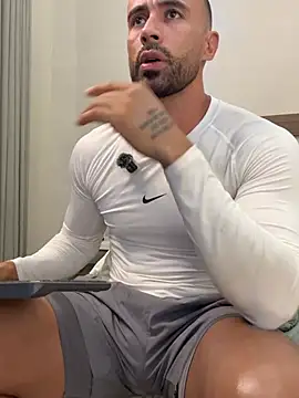 Mateo Ospina  online show from 07.08.26