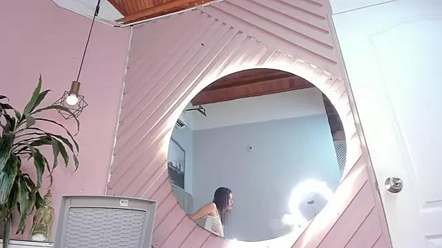 chloe bellarose online show from 06.17.26
