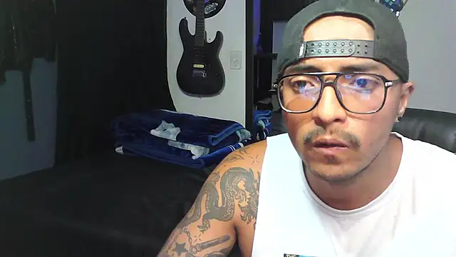 MrGoldenBoy777 online show from 06.15.26