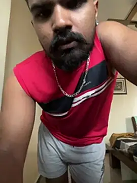 Snapshot of vinay1018 chatting on 07.01.26 vinay1018 online show from 07.01.26