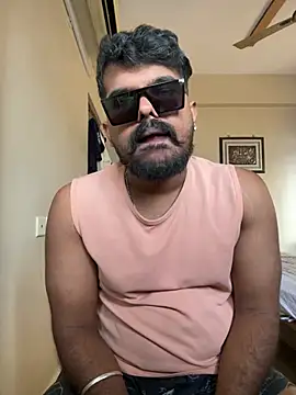 Snapshot of vinay1018 chatting on 07.06.26 vinay1018 online show from 07.06.26
