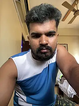 Snapshot of vinay1018 chatting on 07.10.26 vinay1018 online show from 07.10.26