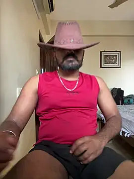 Snapshot of vinay1018 chatting on 07.24.26 vinay1018 online show from 07.24.26