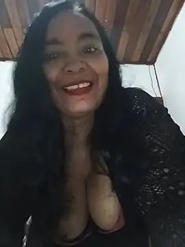 Snapshot of Ariais502026 chatting on 07.15.26 Ariais502026 online show from 07.15.26