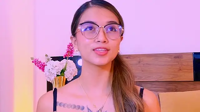 CassieMills online show from 07.28.26