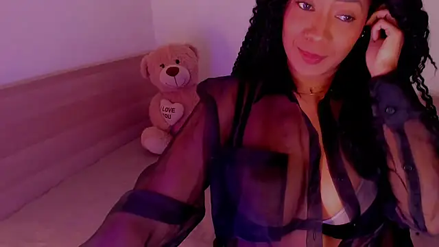 NicolePasqualott online show from 11.10.25