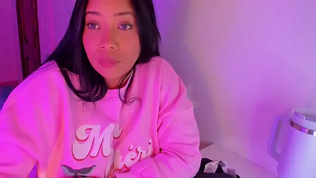 NicolePasqualott online show from 02.10.26