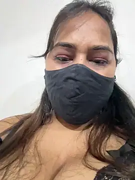 Snapshot of vaani_tyagi chatting on 07.21.26 vaani tyagi online show from 07.21.26