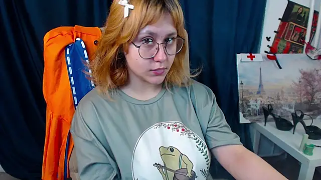 Snapshot of Judith_hypnosiss chatting on 07.18.26 Judith hypnosiss online show from 07.18.26