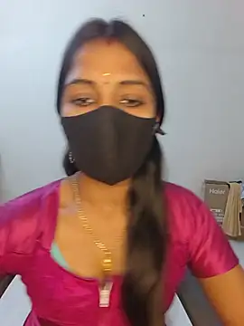 Snapshot of YALINITWO7_TAMIL chatting on 07.27.26 YALINITWO7 TAMIL online show from 07.27.26