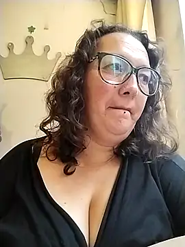 Snapshot of _Saraqueen-- chatting on 07.01.26 Saraqueen-- online show from 07.01.26