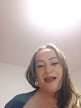 Ariana2402 online show from 06.17.26